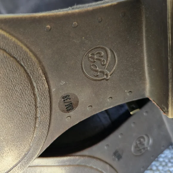 Lucky brand Taupe Suede Riding boots Size 8 - Picture 6 of 7